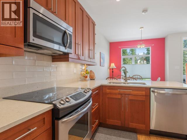11-35 NORMANDY ROAD - 13