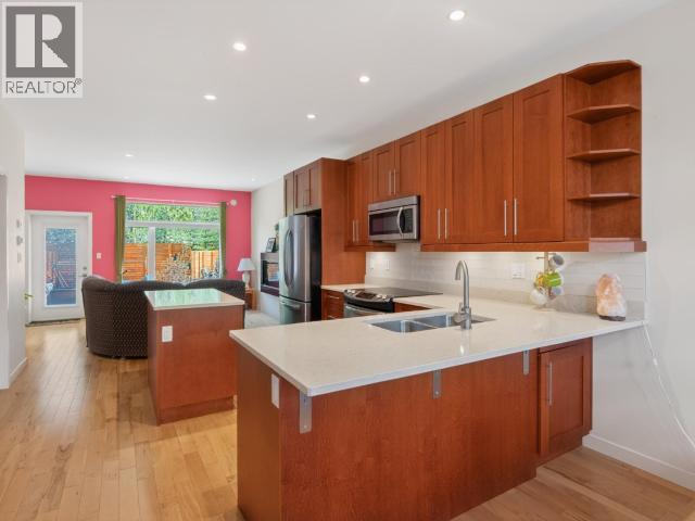 11-35 NORMANDY ROAD - 6