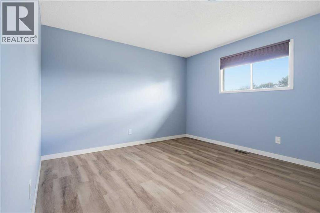 9703 95 Avenue - 12