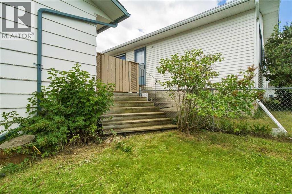 9703 95 Avenue - 17