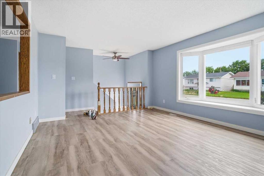 9703 95 Avenue - 4