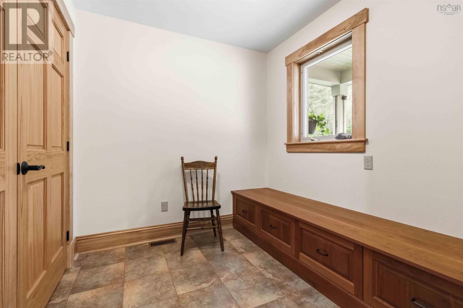 277 Homestead Estates Drive - 6