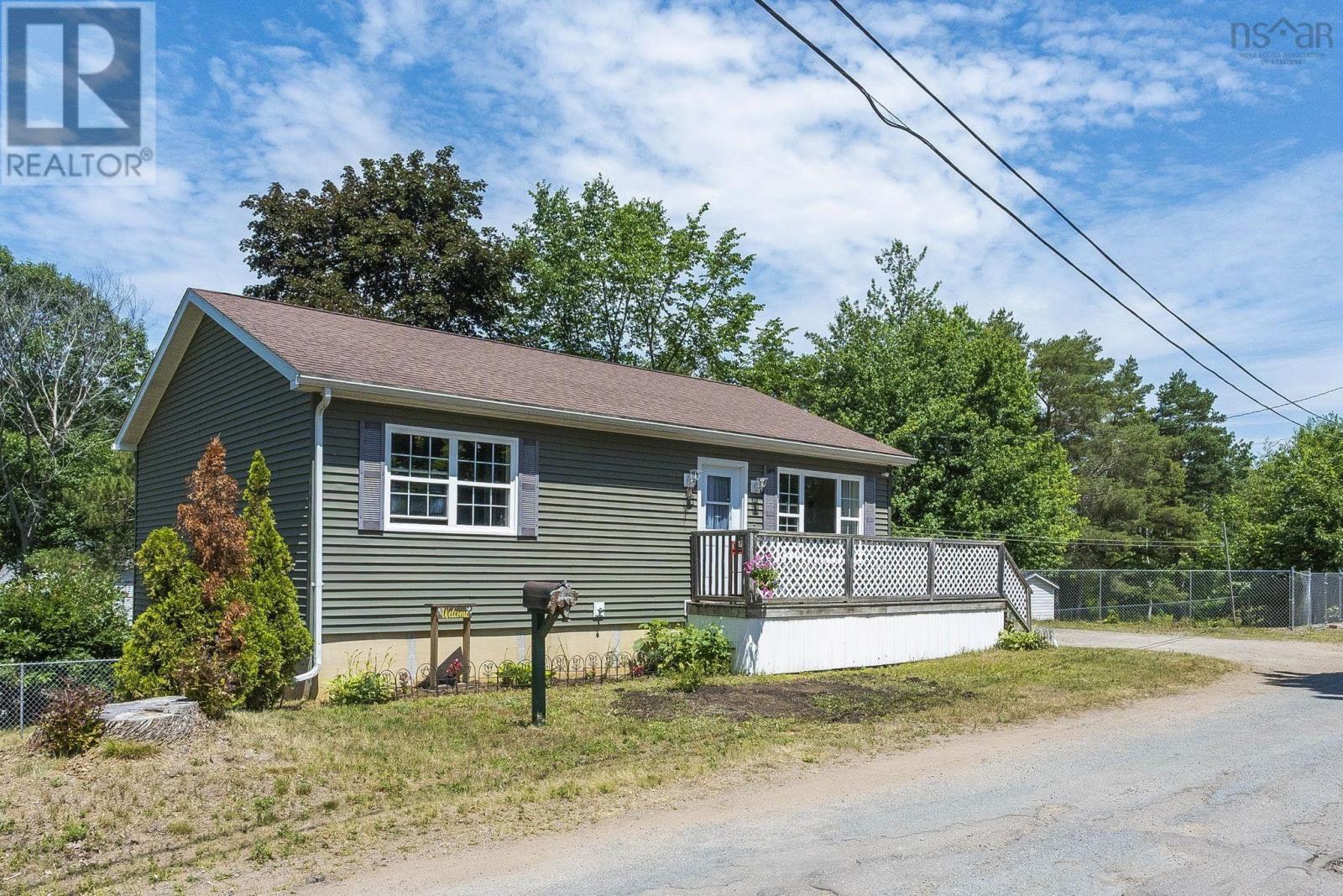 601 Hillcrest Avenue - 1