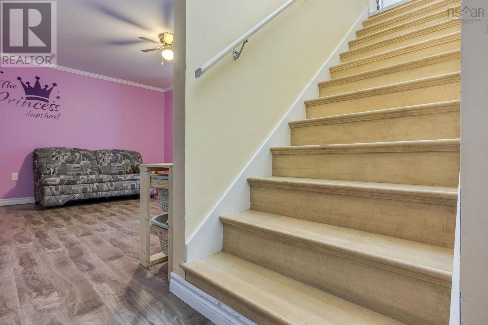 601 Hillcrest Avenue - 17