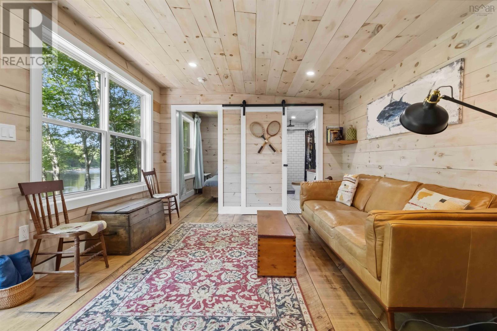 2279 Medway River Road - 9