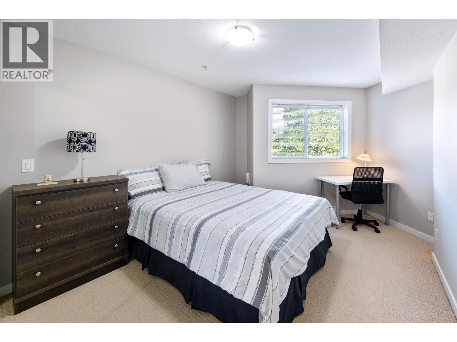 #206 135 Ziprick Road - 21
