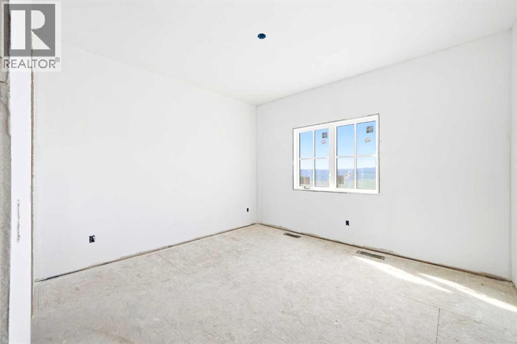 325 Flare Avenue SW - 11