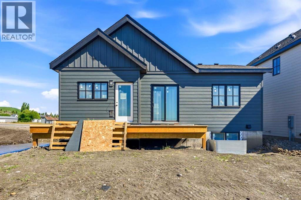 325 Flare Avenue SW - 21