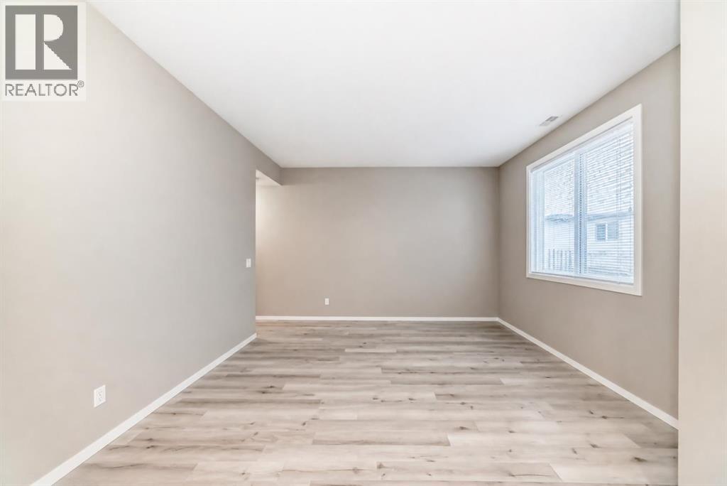 #202 245 Redstone Walk NE - 8