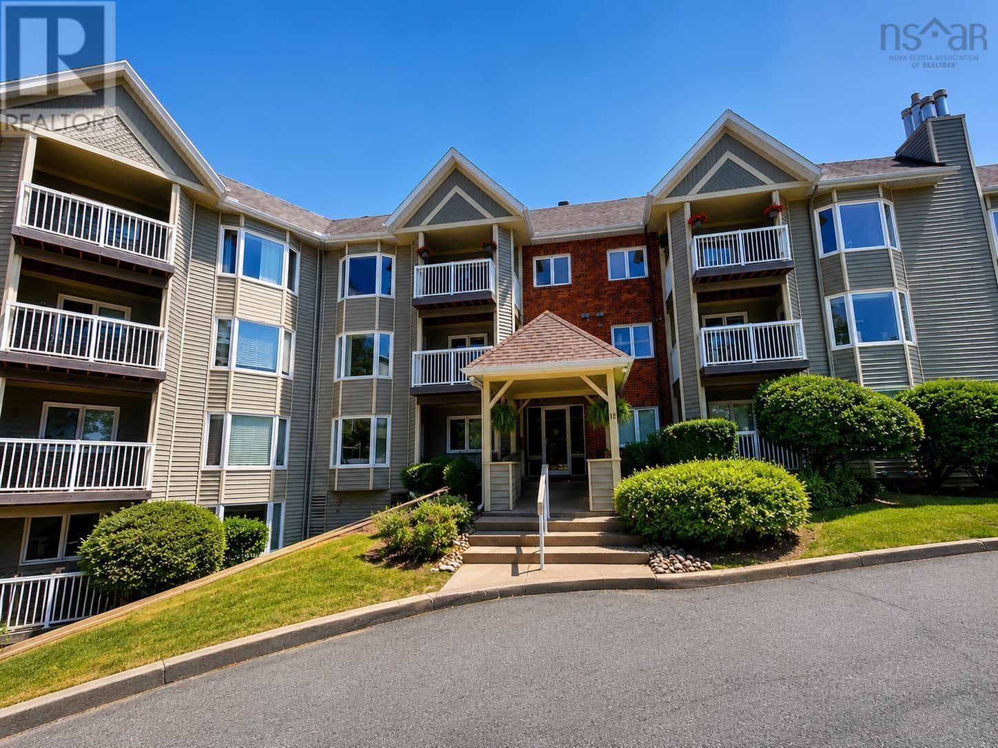 #104 12 Spinnaker Drive - 1