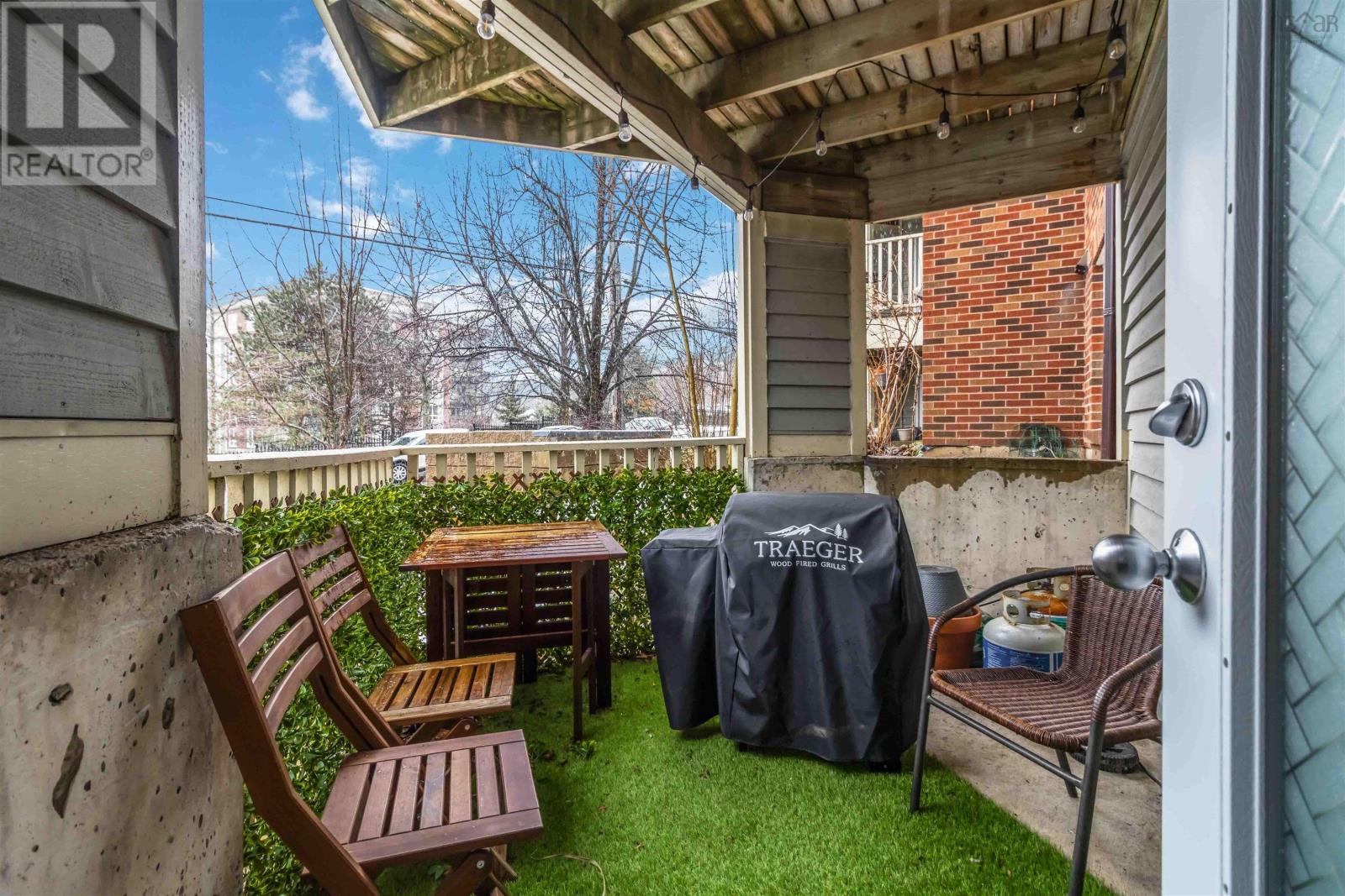 #104 12 Spinnaker Drive - 29