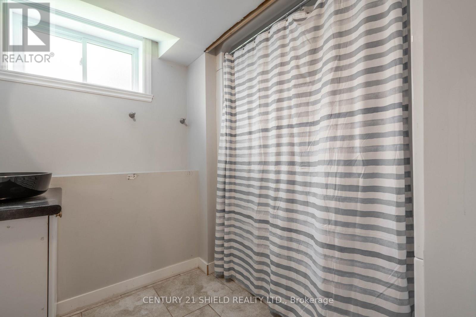 450 PATRICK STREET - 25