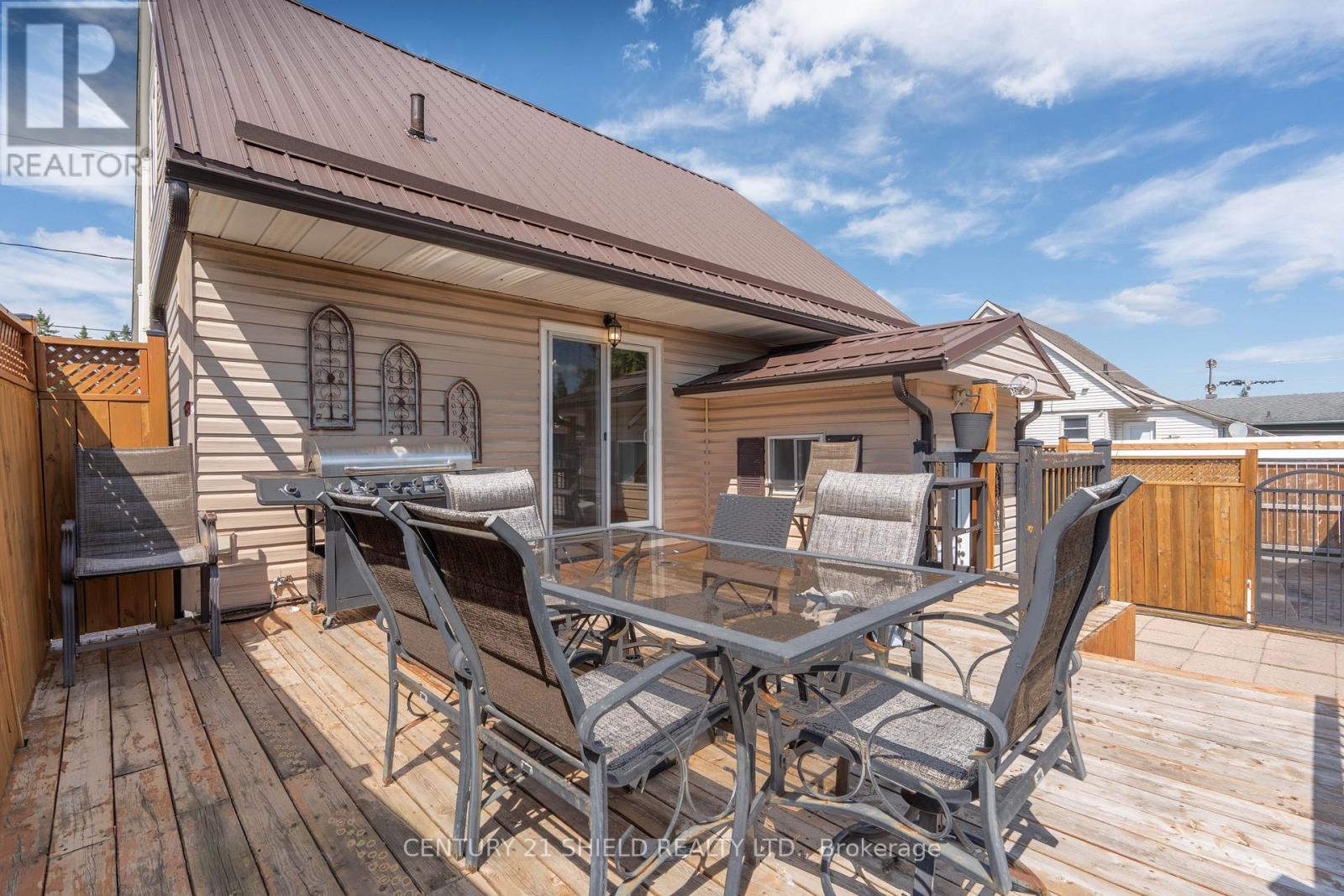 450 PATRICK STREET - 26