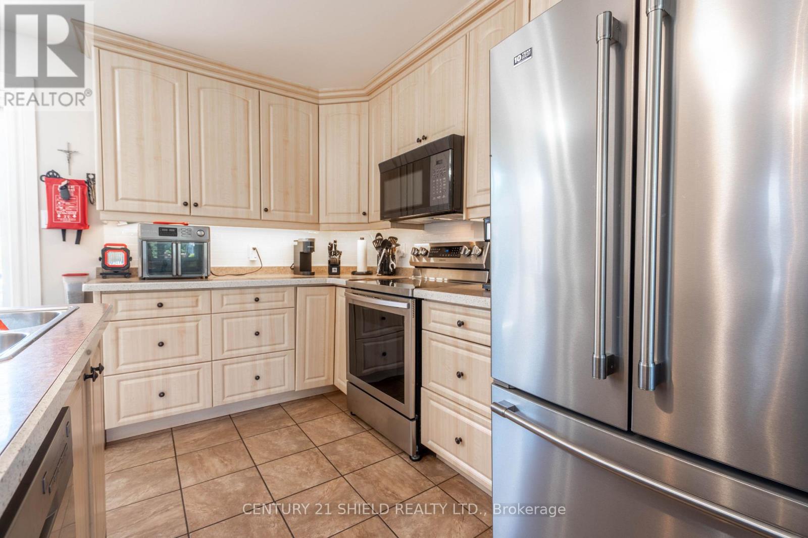 450 PATRICK STREET - 8