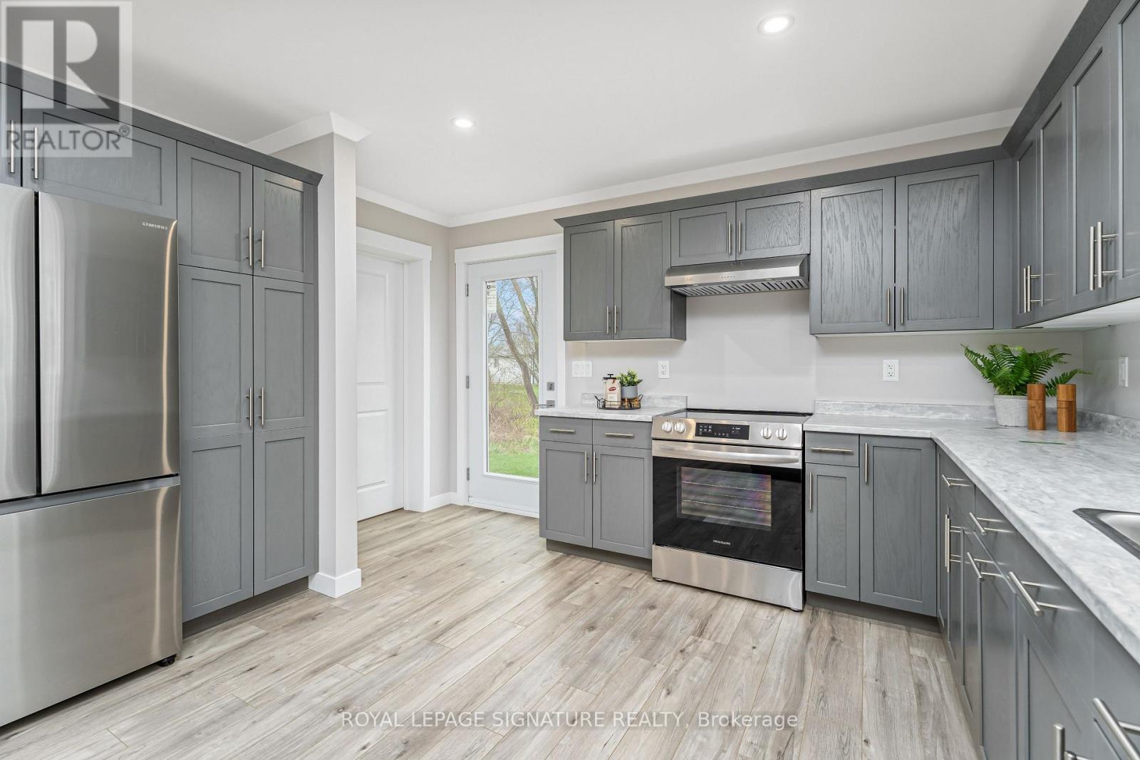 16 BRIARWOOD PLACE - 21