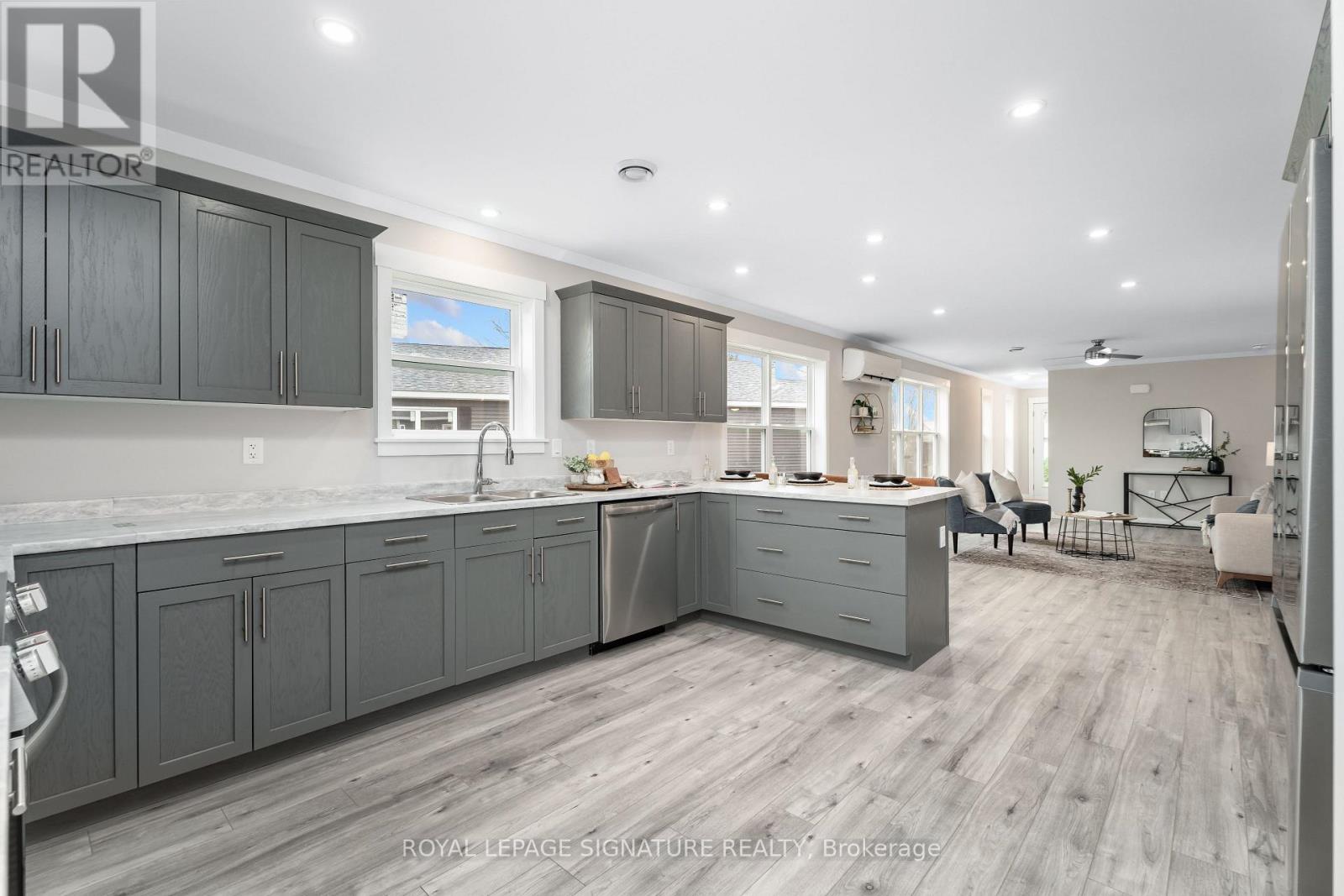 16 BRIARWOOD PLACE - 22