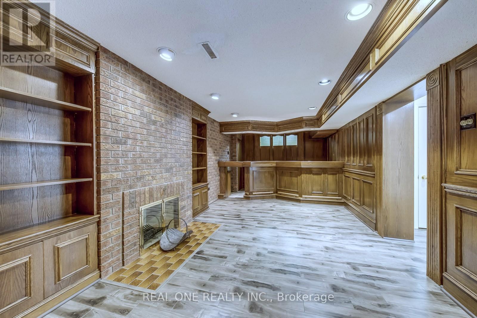 1585 CROMBIE ROAD - Image 39