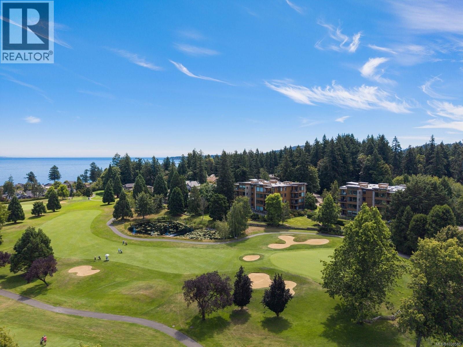 #304 5327 Cordova Bay Rd - 1