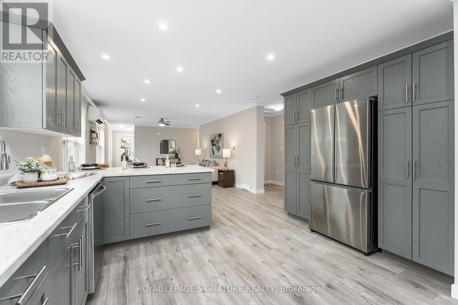 16 BRIARWOOD PLACE - 23