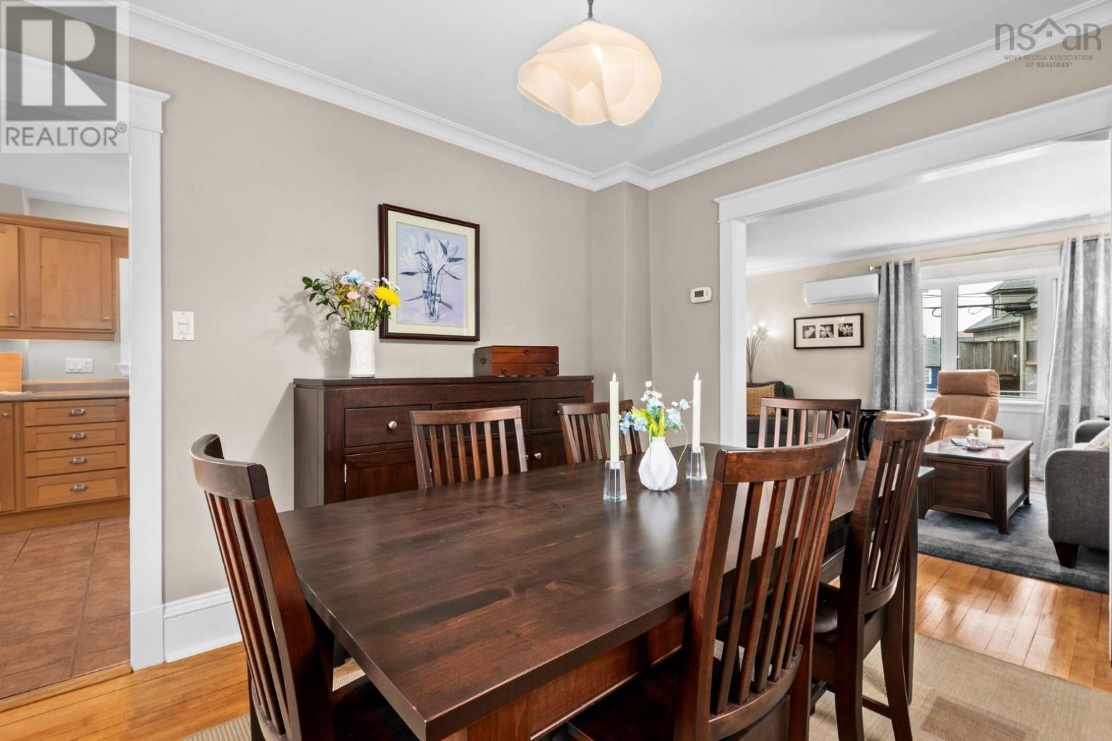 8 Eaton Avenue - 11
