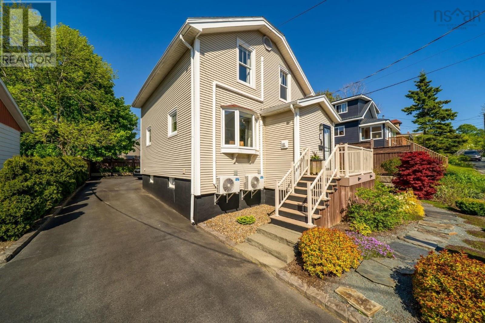 8 Eaton Avenue - 3