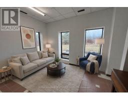 Office - 2269 Concession 4, Uxbridge, ON L0C1A0 Photo 11