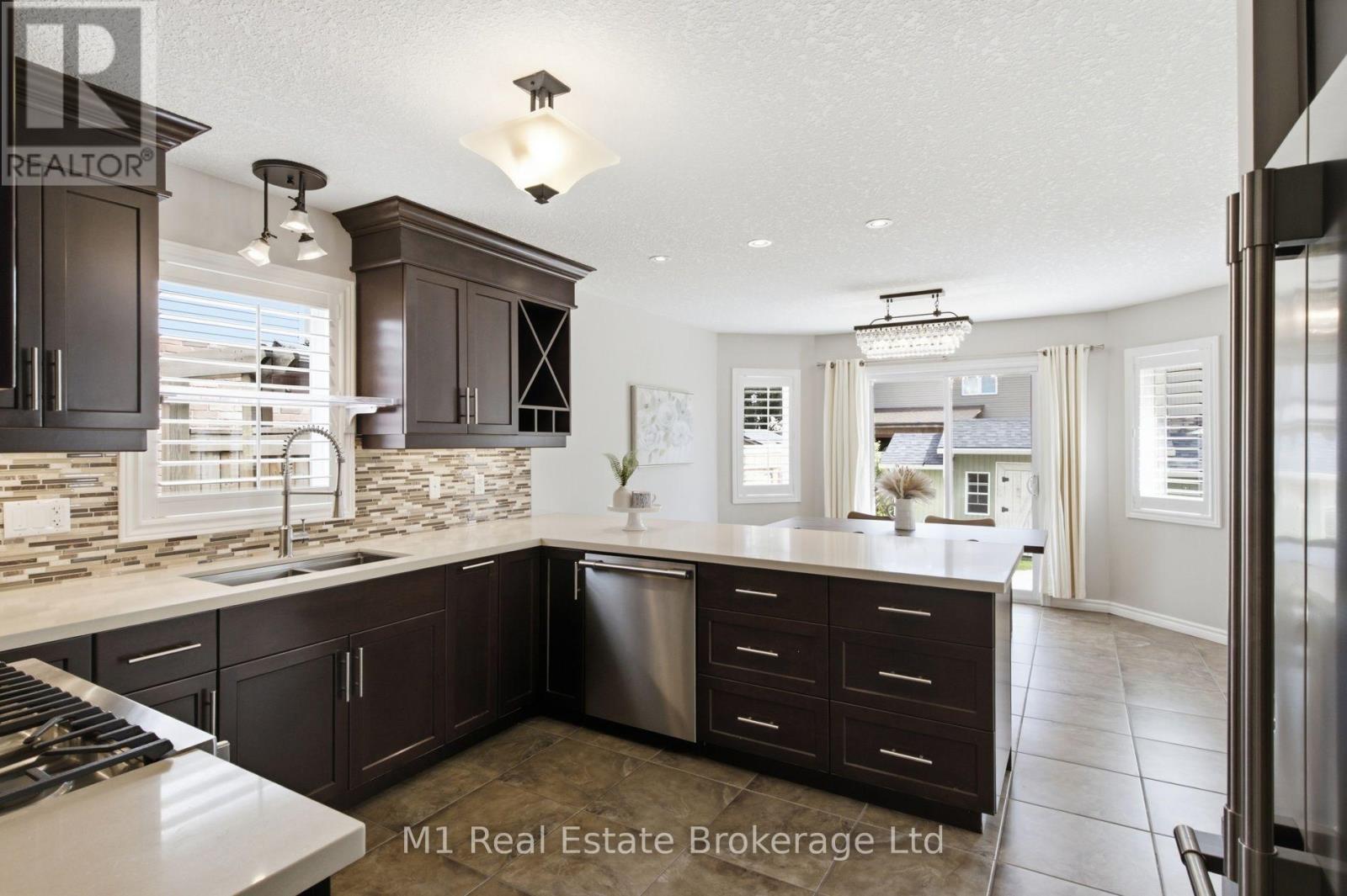 31 HEALEY STREET - 16