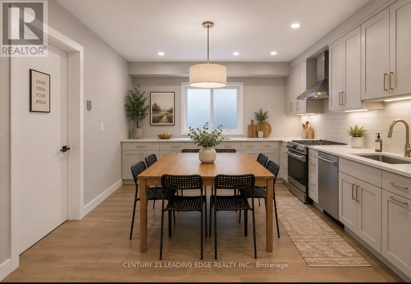 527 GLENGARRY AVENUE - 3