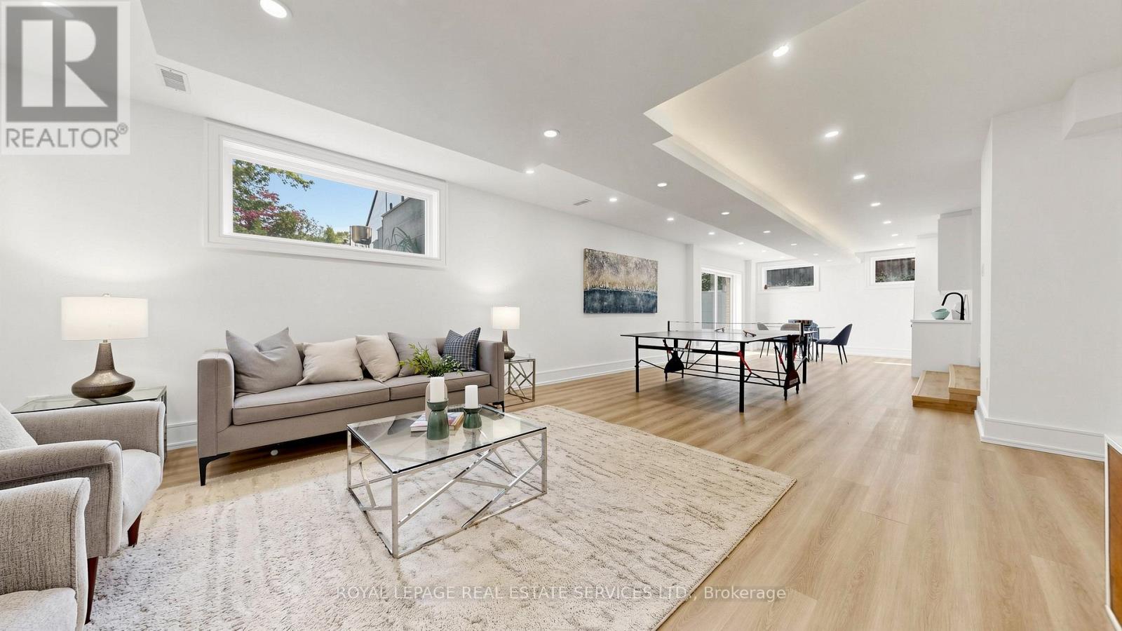 17 ROMNEY ROAD - 27