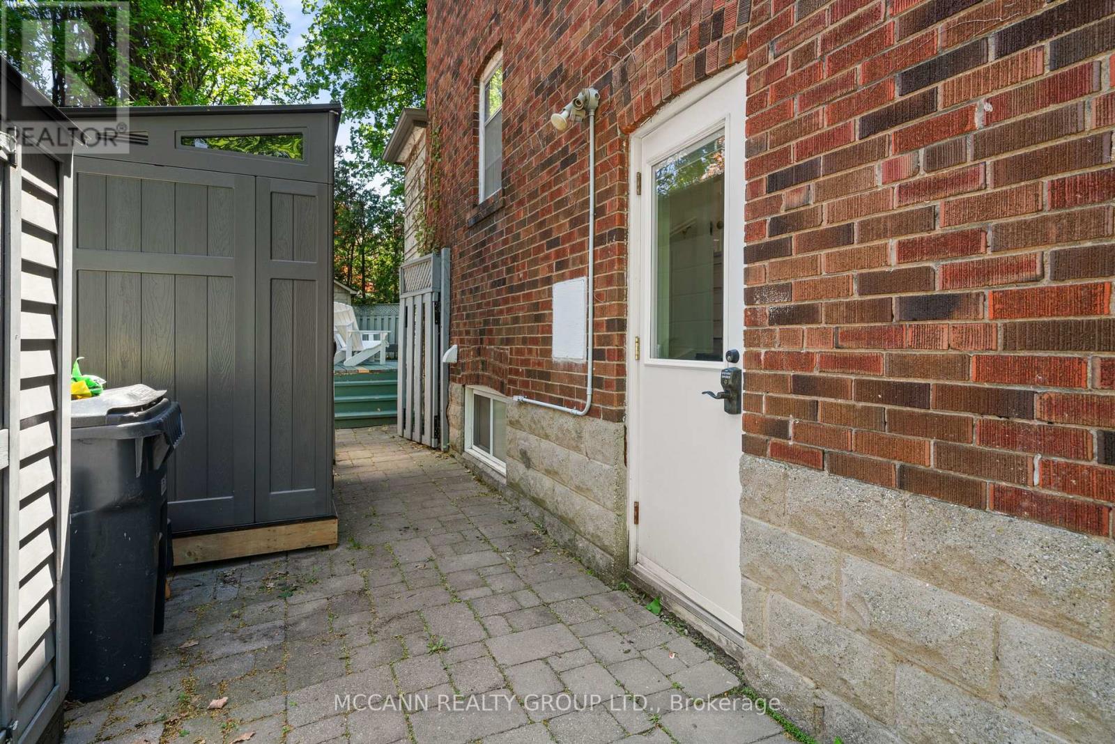 111 CHUDLEIGH AVENUE - 27