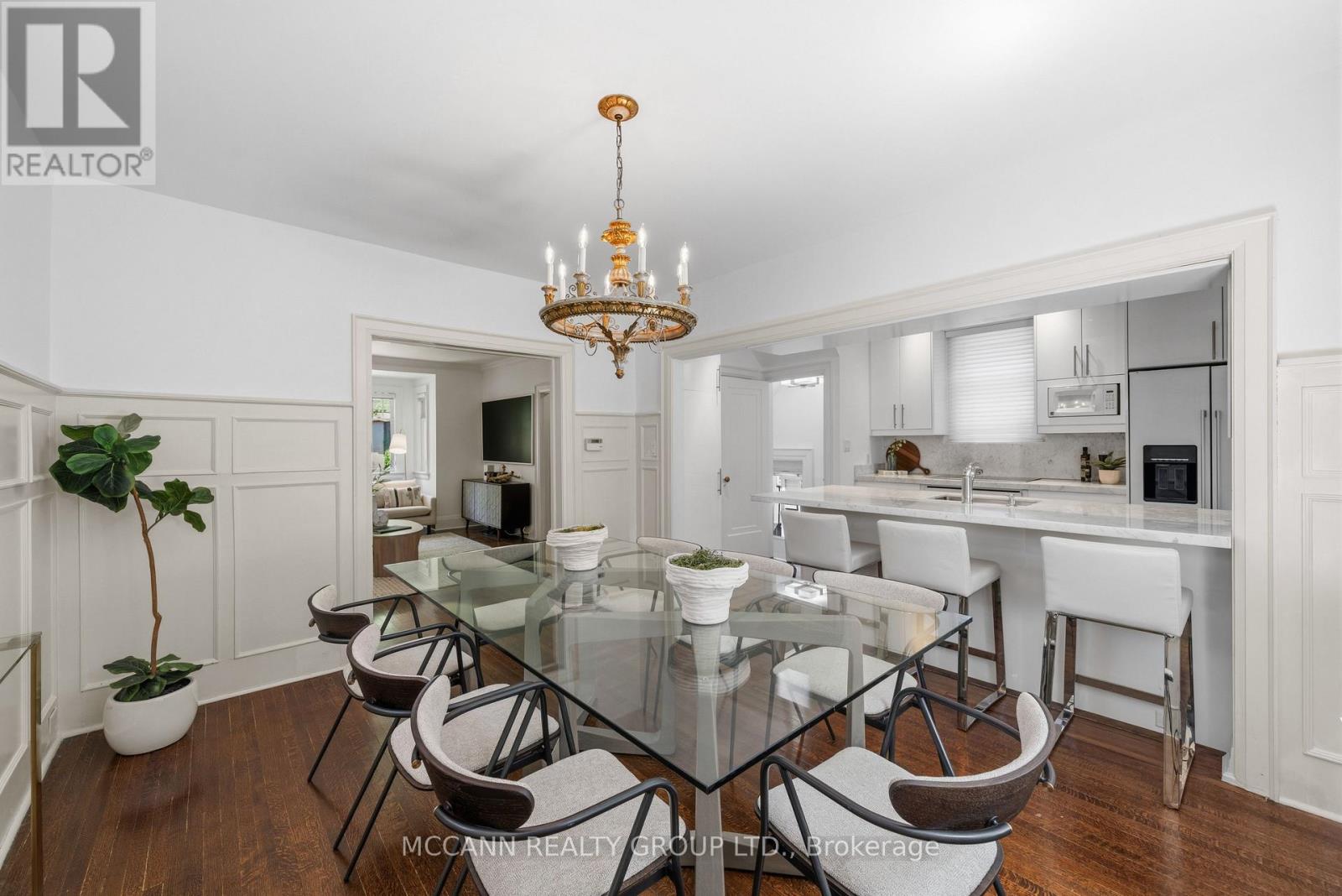 111 CHUDLEIGH AVENUE - 9