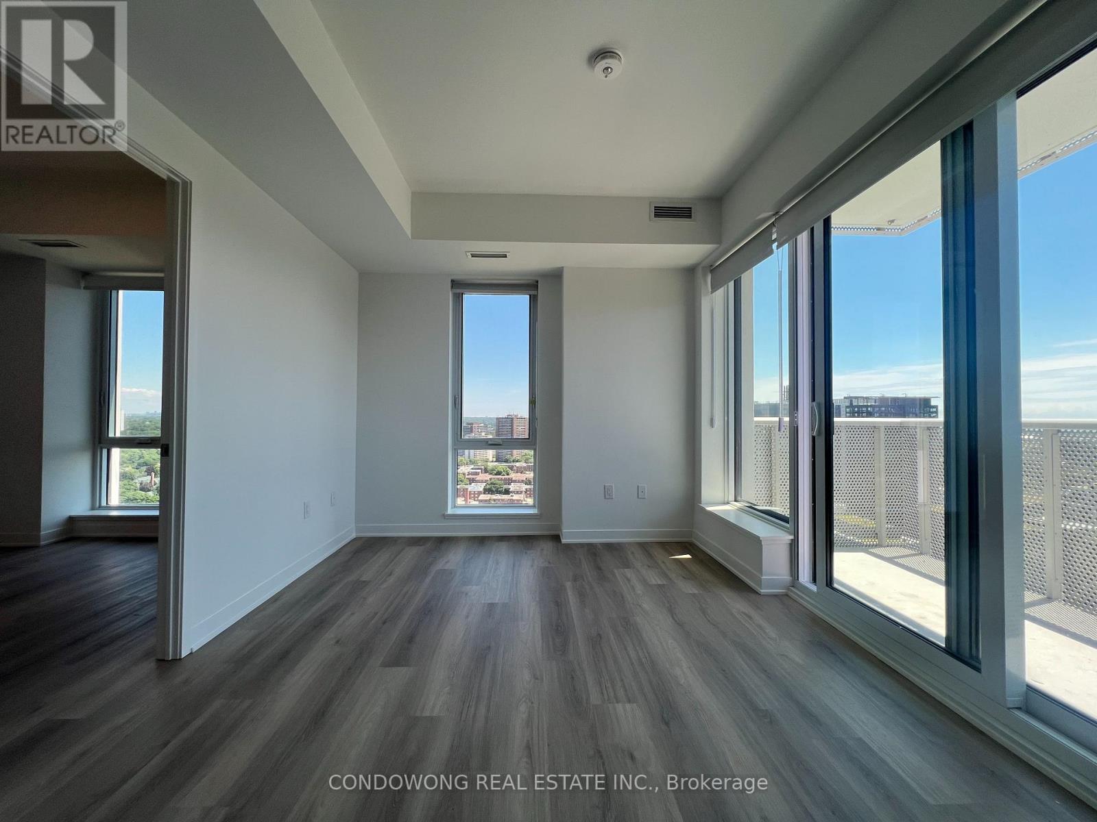 Super Bright & Spacious