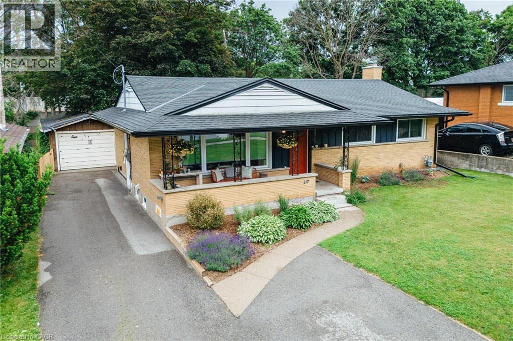 217 DIXON Street - 25