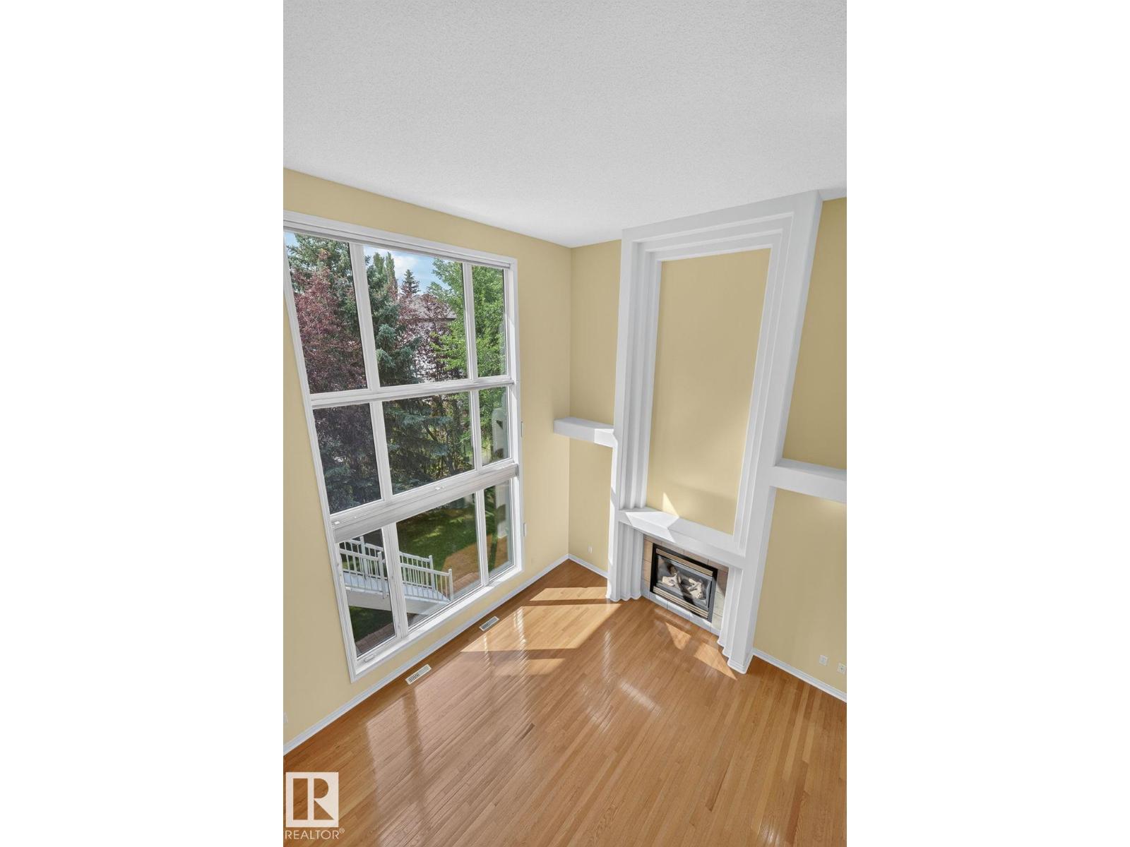 610 Hunters Close NW - 44