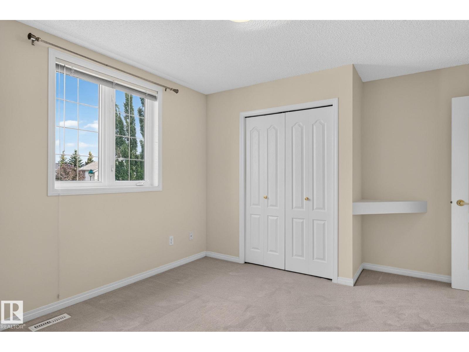 610 Hunters Close NW - 49