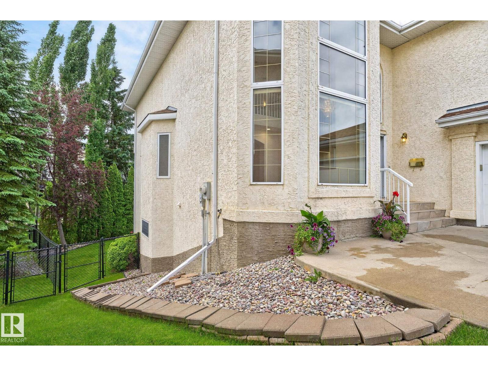 610 Hunters Close NW - 7