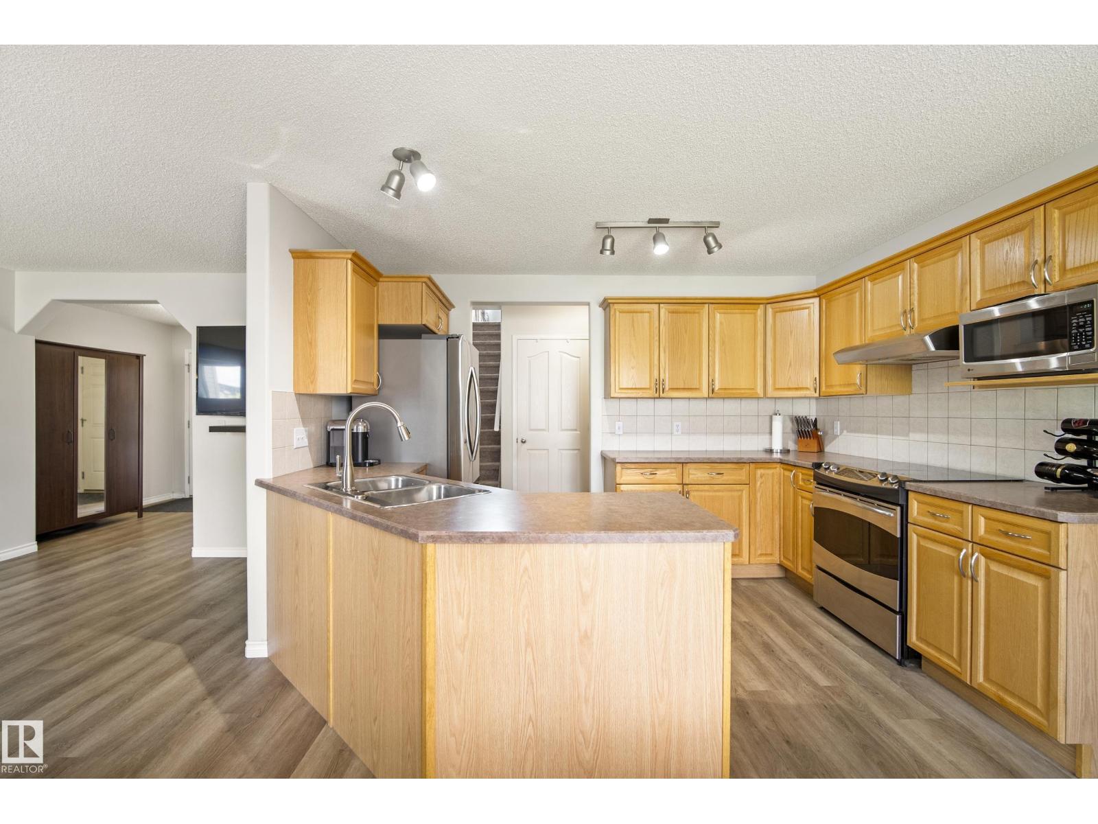 3996 Mcmullen GR SW - 13