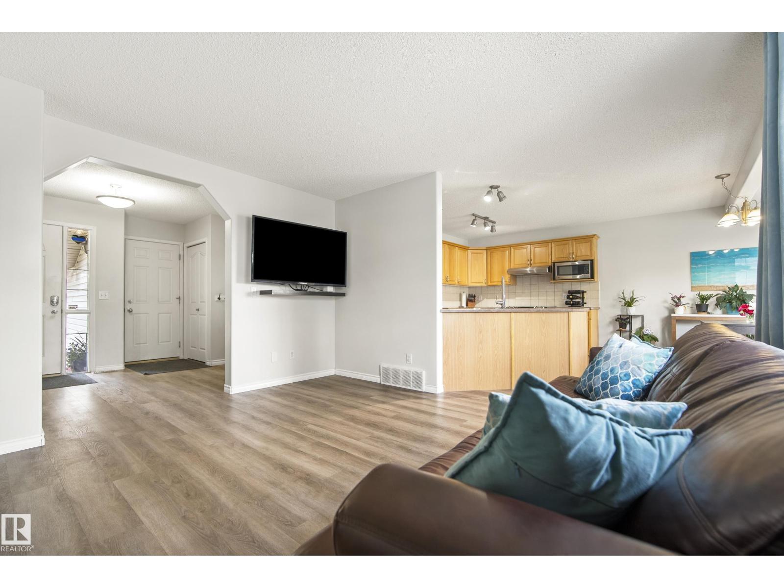 3996 Mcmullen GR SW - 9