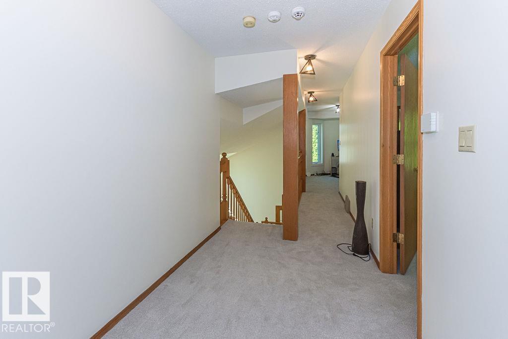 31 WINDERMERE CR - 42