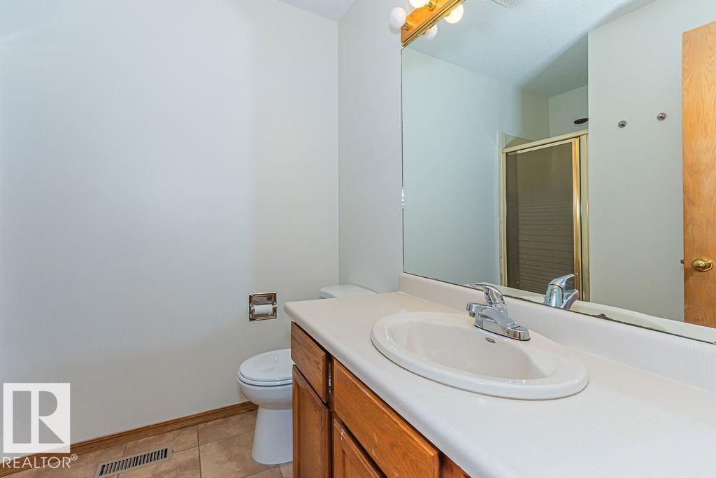 31 WINDERMERE CR - 36