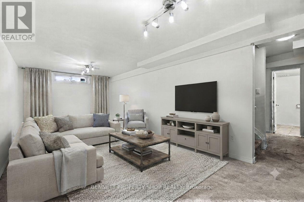 82 EMERALD MEADOWS DRIVE, Ottawa. Luxury613. By Peter Sagos - Image 17
