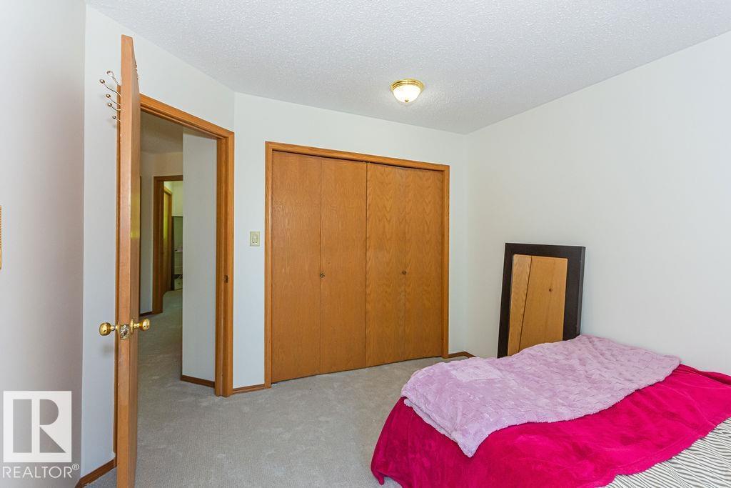 31 WINDERMERE CR - 54