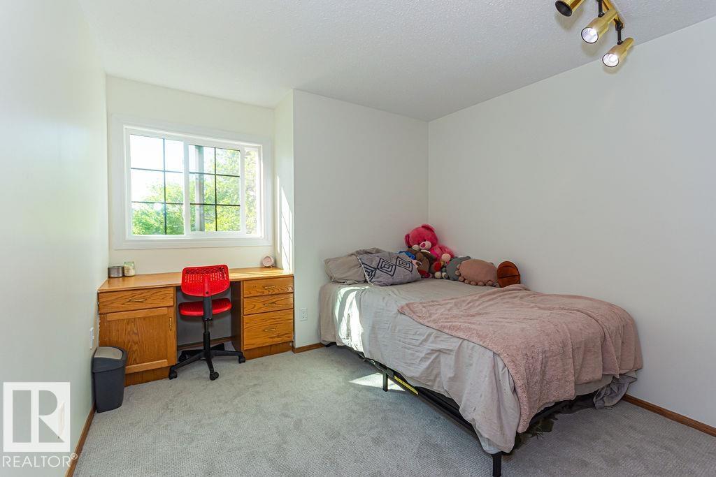 31 WINDERMERE CR - 55