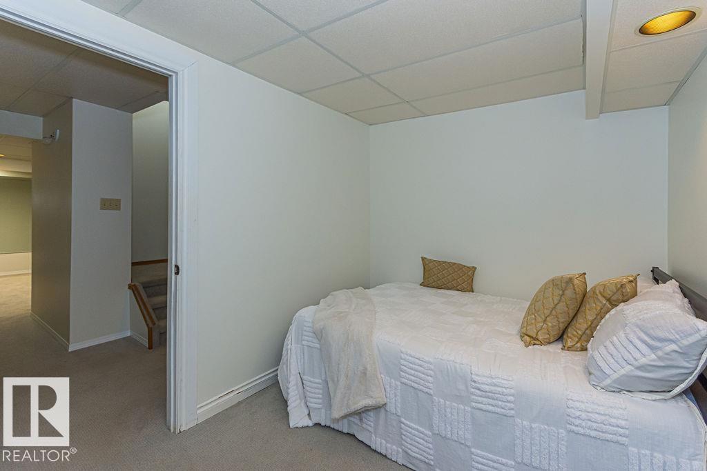 31 WINDERMERE CR - 65