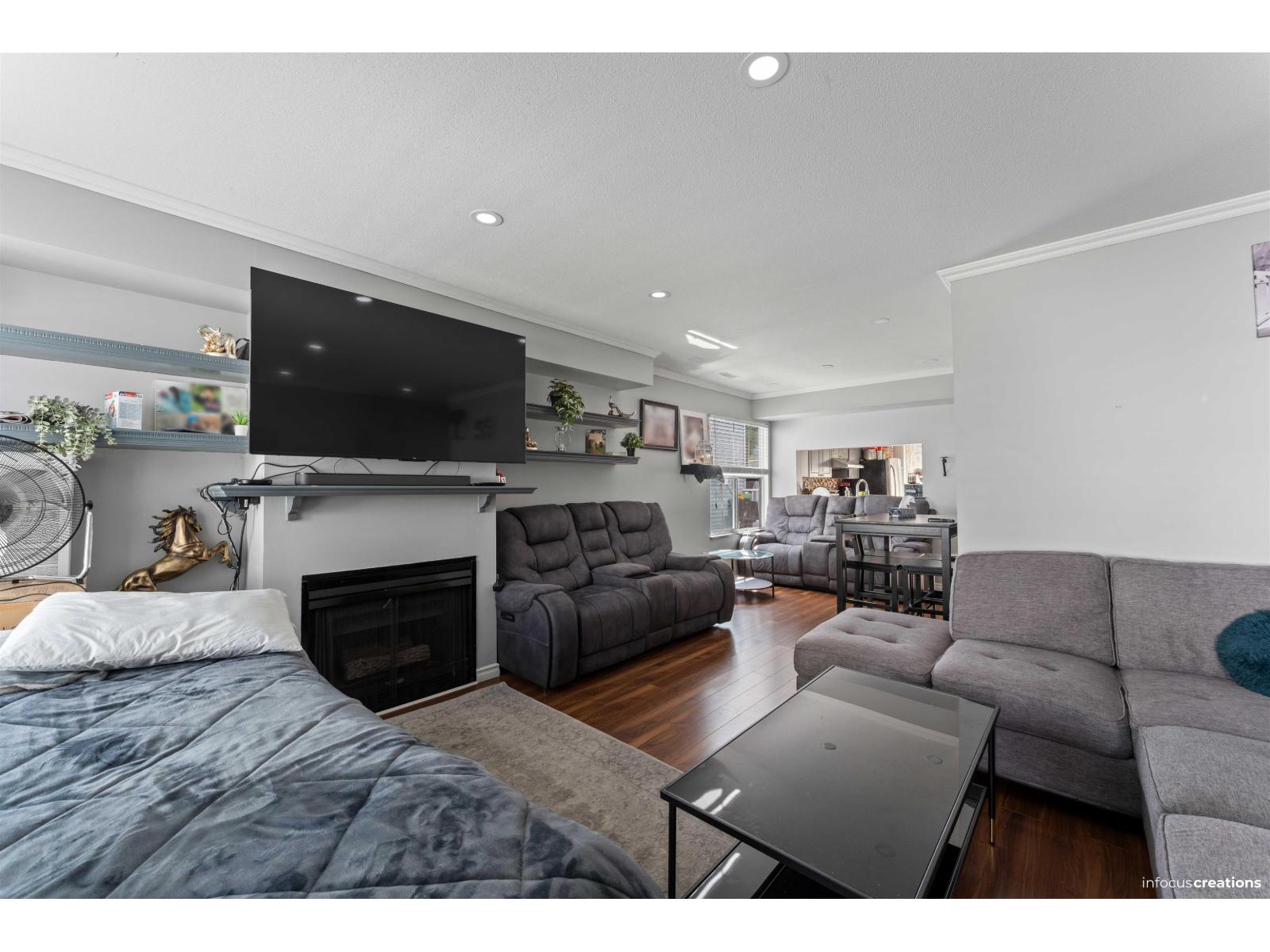2 Bed, 2 Bath House for Sale in Surrey – 28 13713 72A AVENUE, Surrey – MLS# R3135279 - Image 8