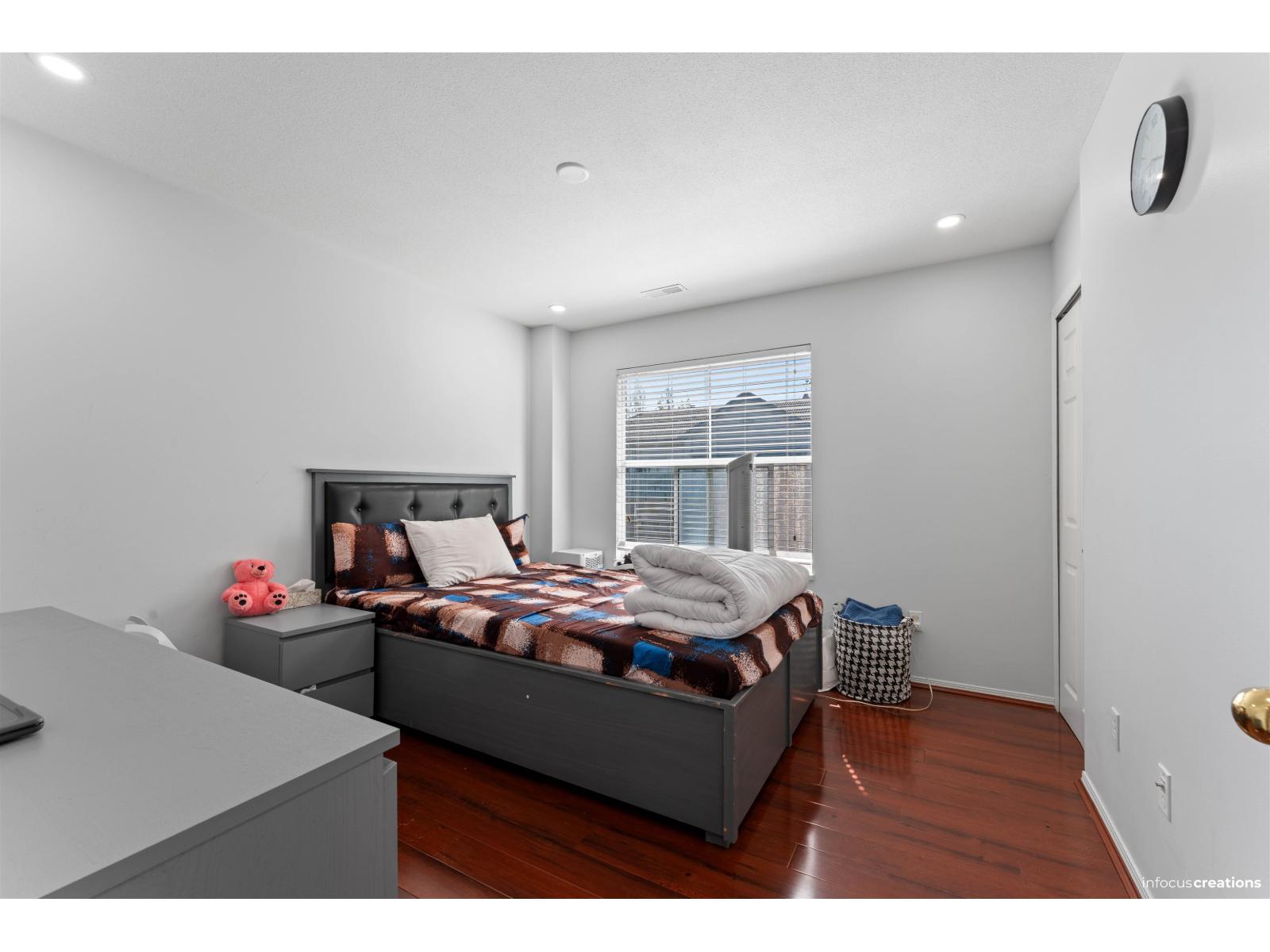 2 Bed, 2 Bath House for Sale in Surrey – 28 13713 72A AVENUE, Surrey – MLS# R3135279 - Image 19