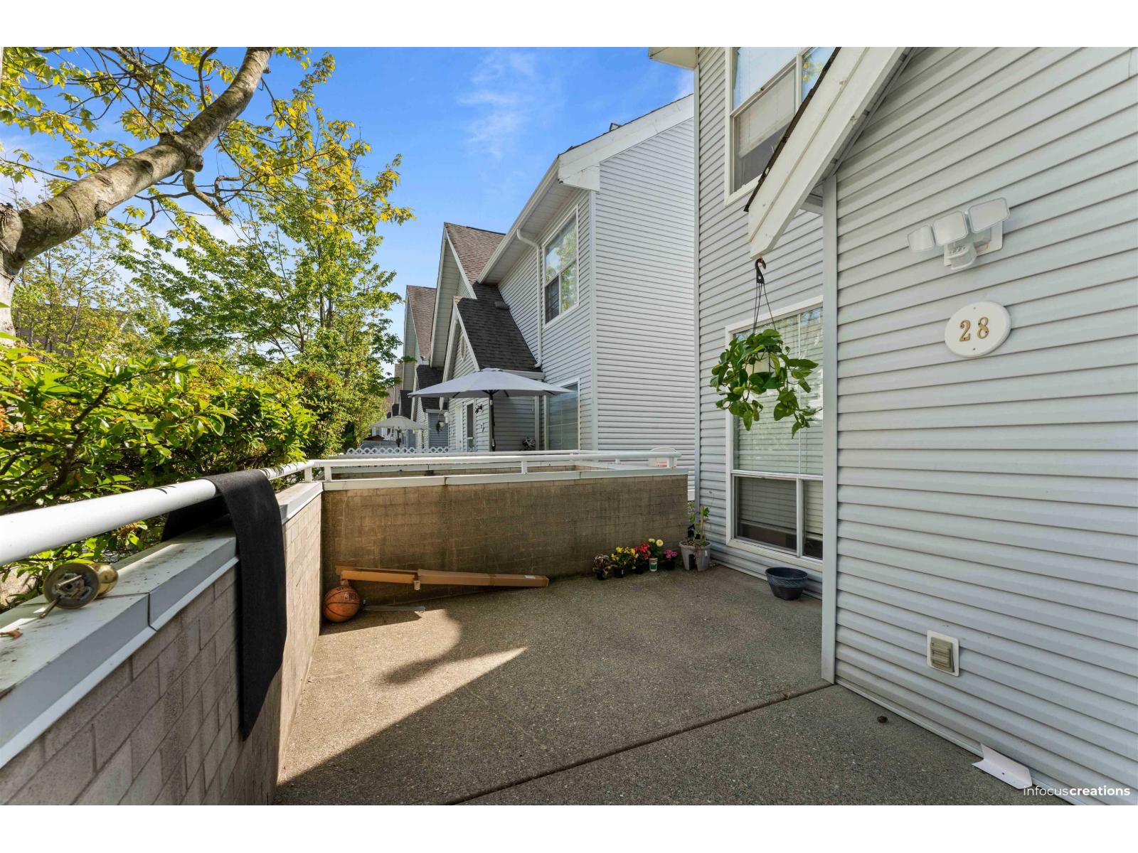 2 Bed, 2 Bath House for Sale in Surrey – 28 13713 72A AVENUE, Surrey – MLS# R3135279 - Image 7