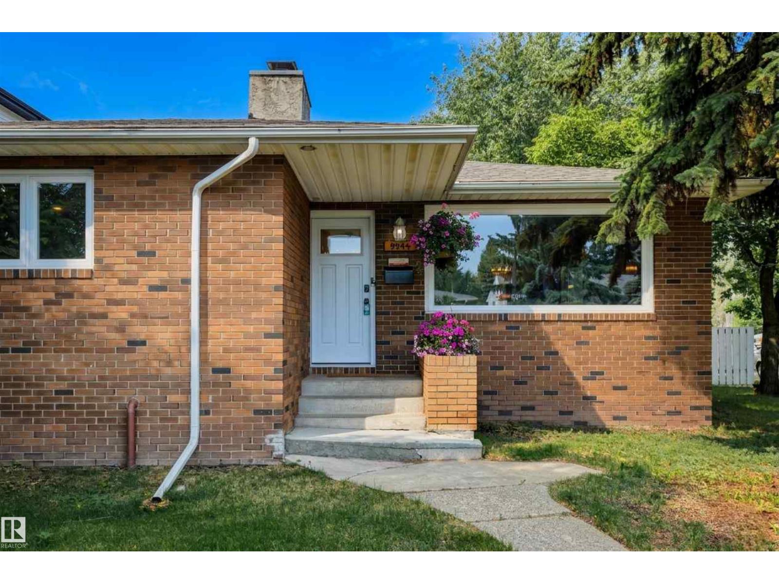 9544 148 ST NW - 2