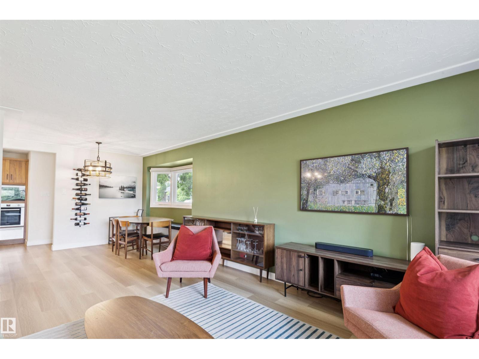 9544 148 ST NW - 7