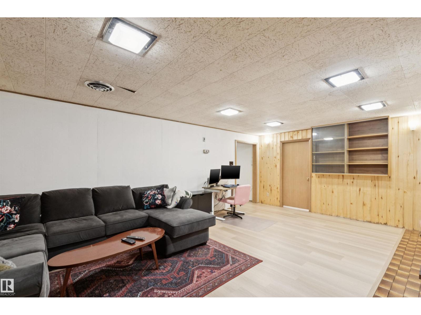 9544 148 ST NW - Image 33